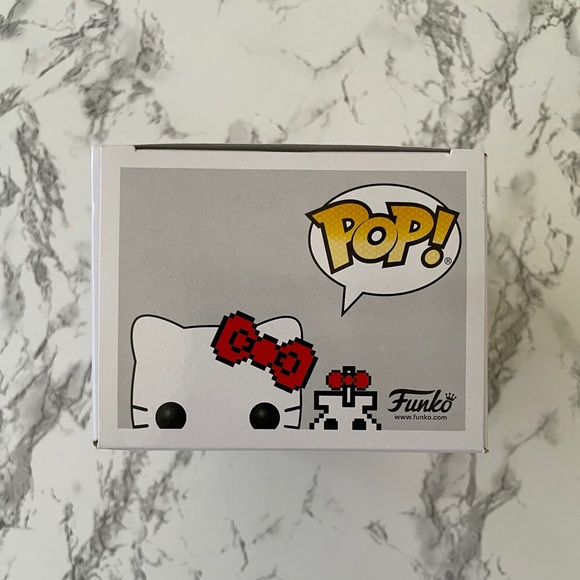 Hello Kitty Funko Pop 31 - Picture 9 of 10